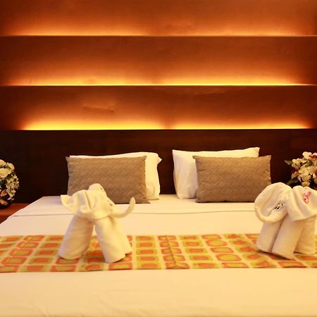 The Bangkok Major Suite Bagian luar foto